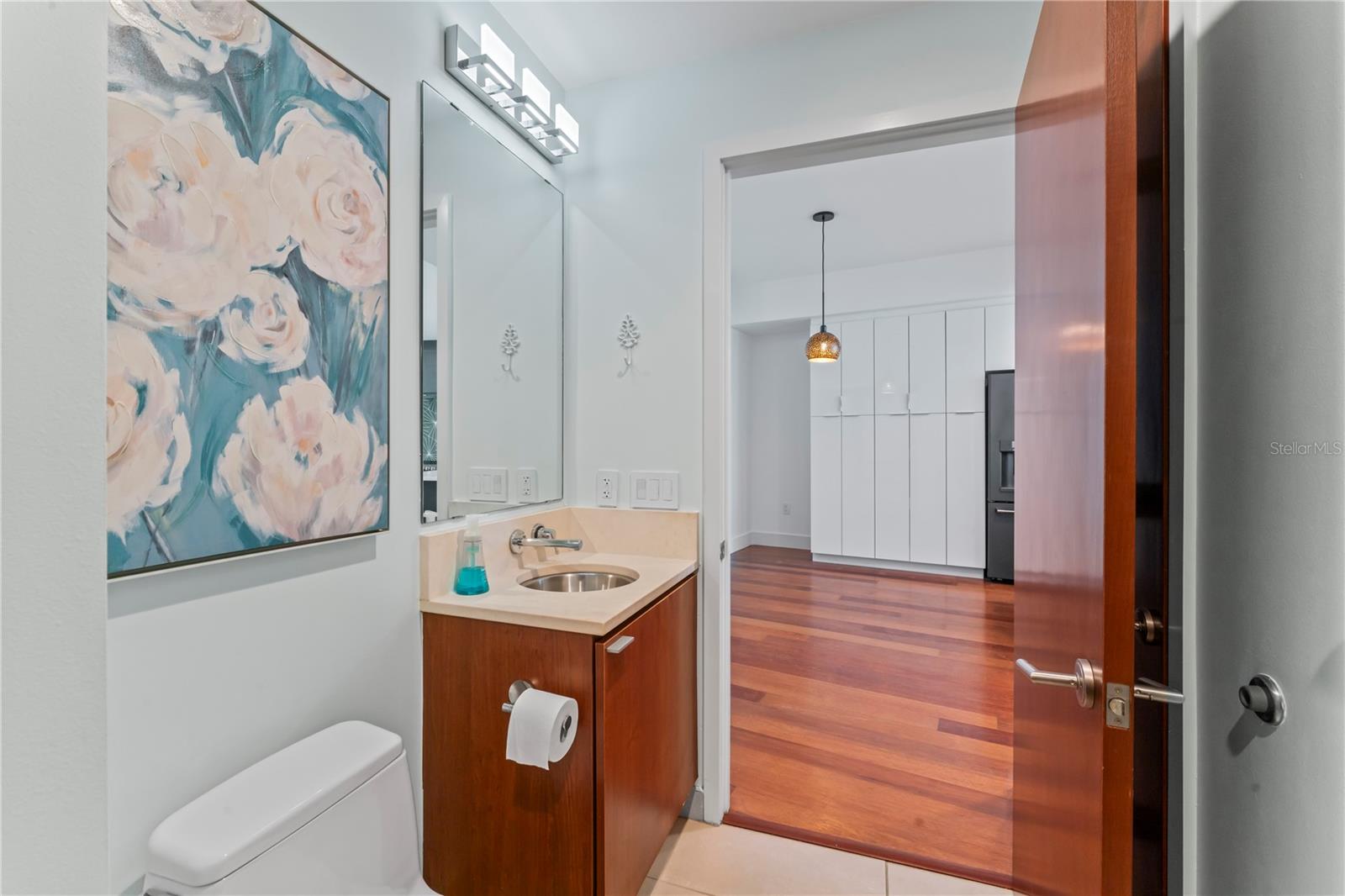 912 CHANNELSIDE DR #2607