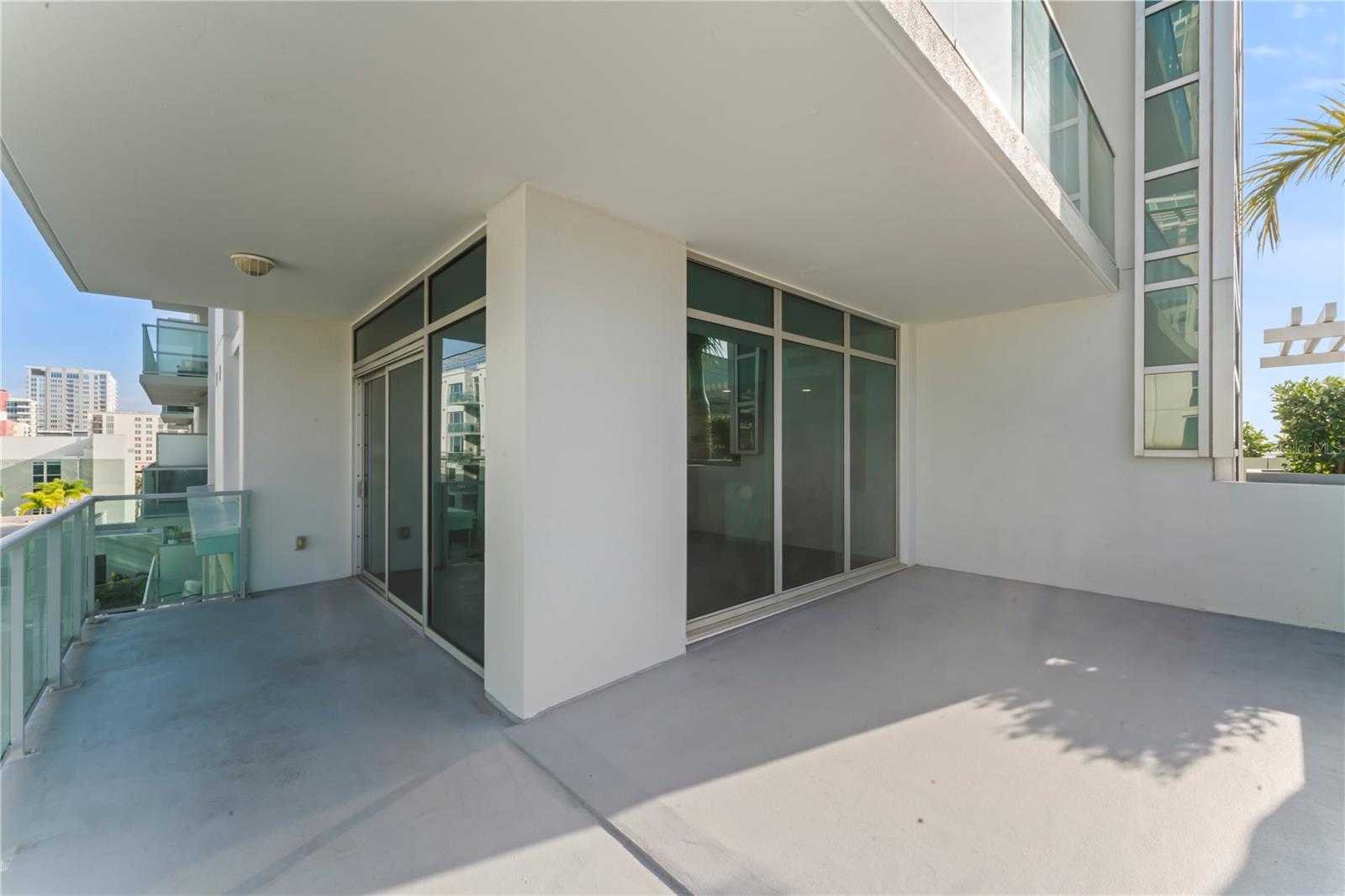 912 CHANNELSIDE DR #2607