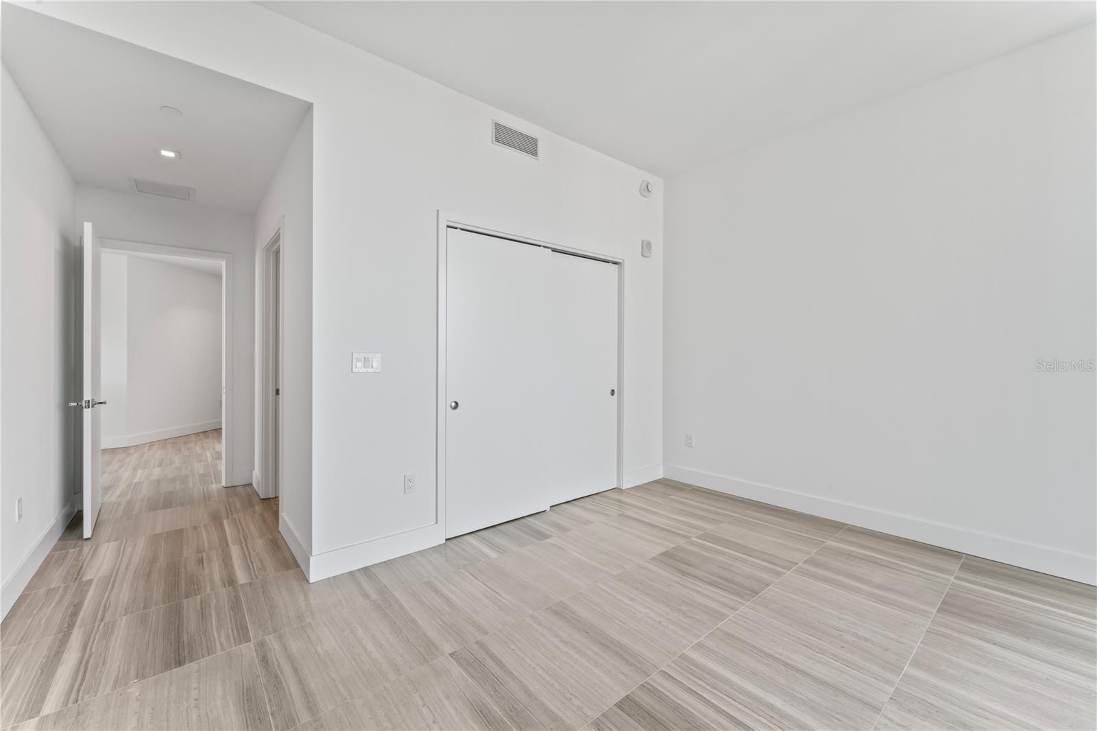 2912 W SANTIAGO ST #1901