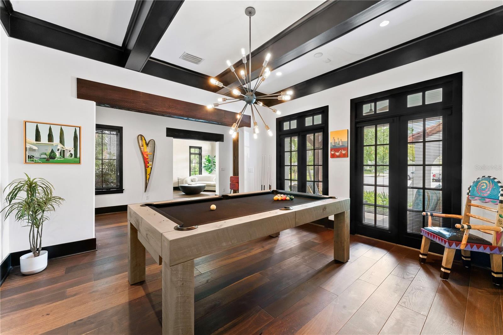 90 BAHAMA CIR
