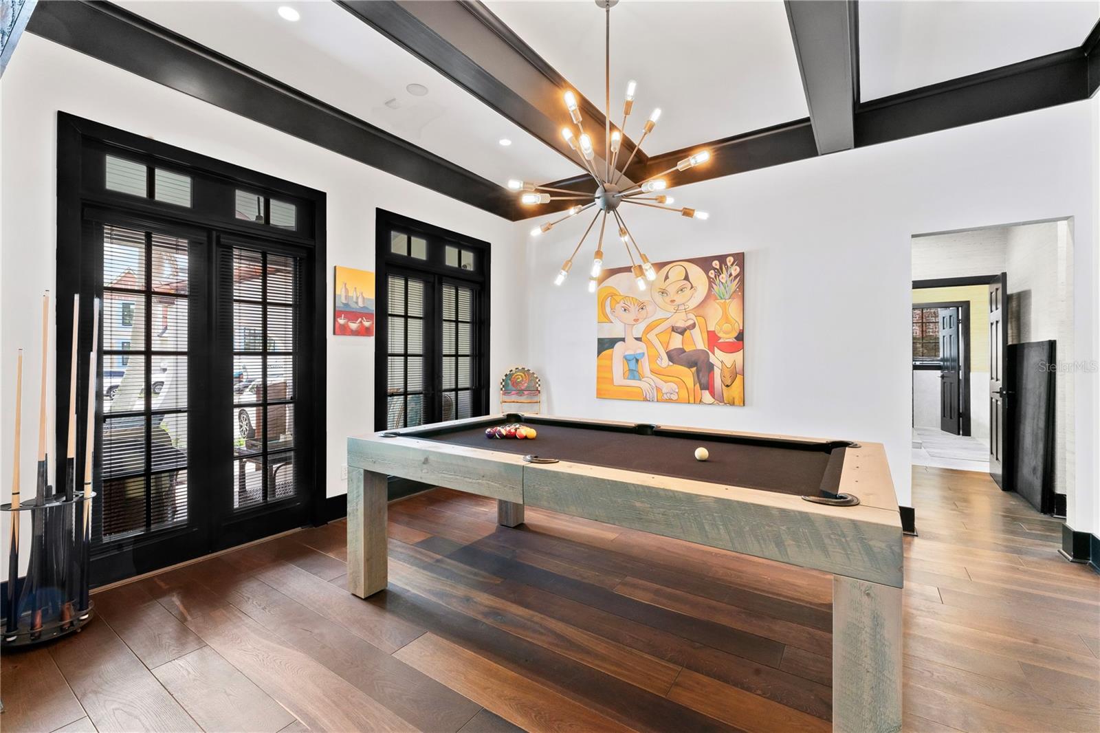 90 BAHAMA CIR