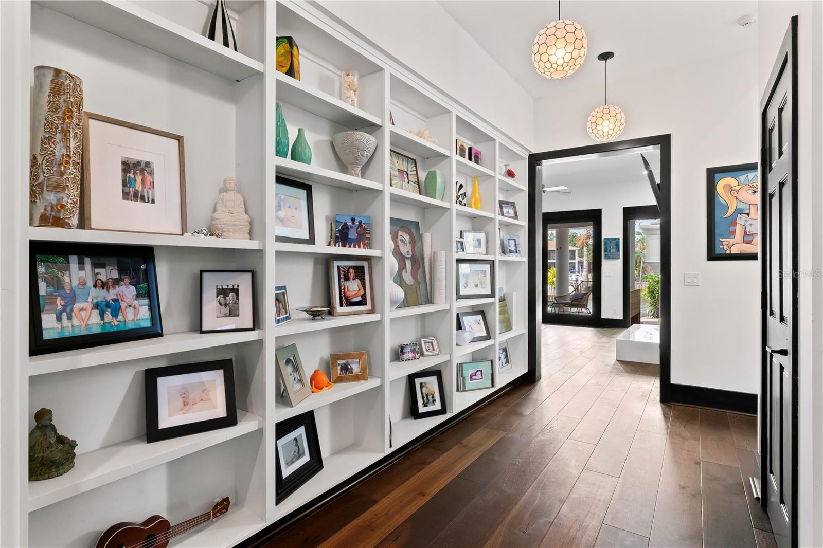 90 BAHAMA CIR