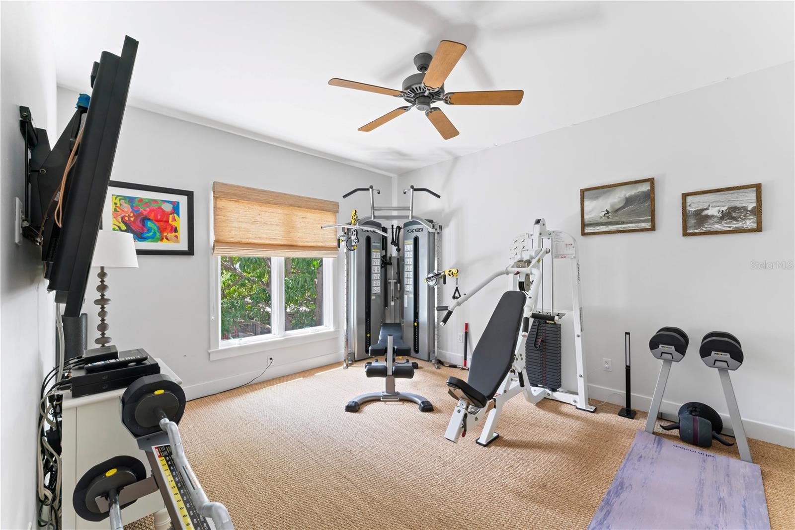 90 BAHAMA CIR