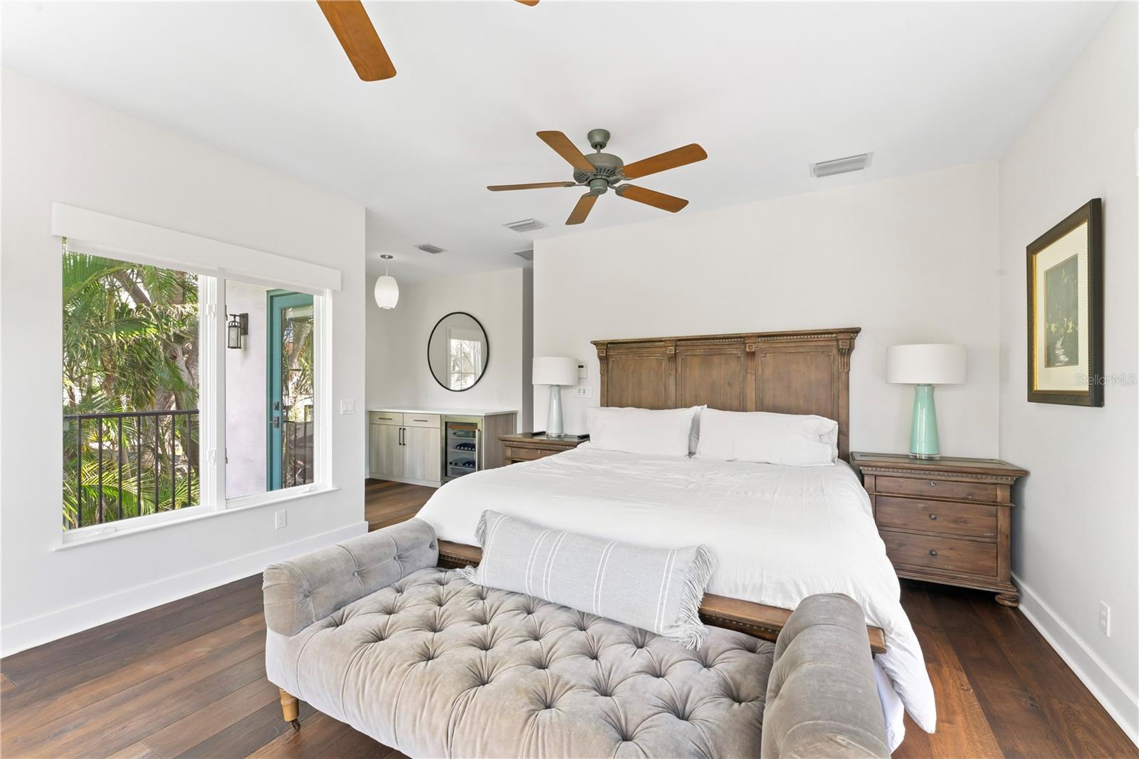 90 BAHAMA CIR