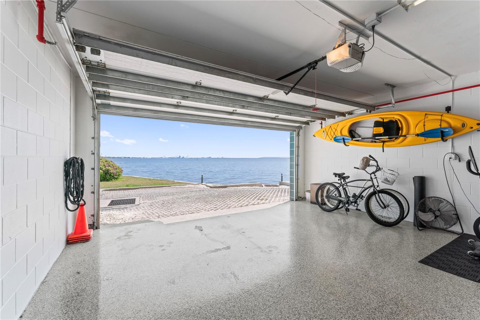 4950 BAYSHORE BLVD #27