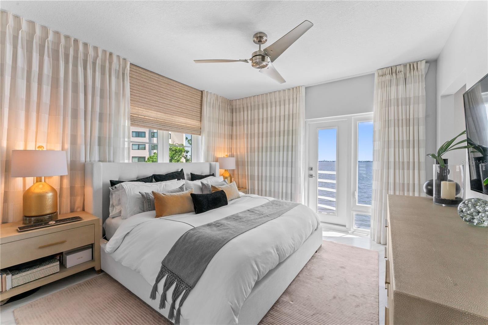 4950 BAYSHORE BLVD #27