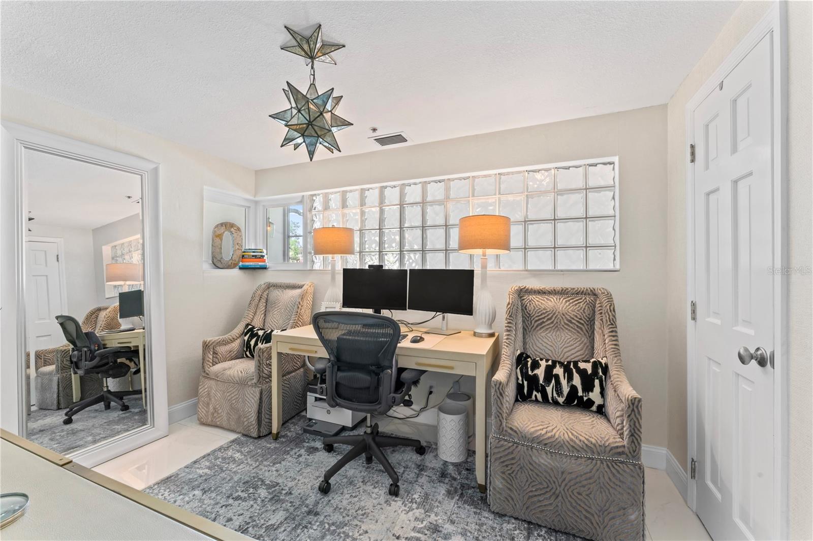 4950 BAYSHORE BLVD #27