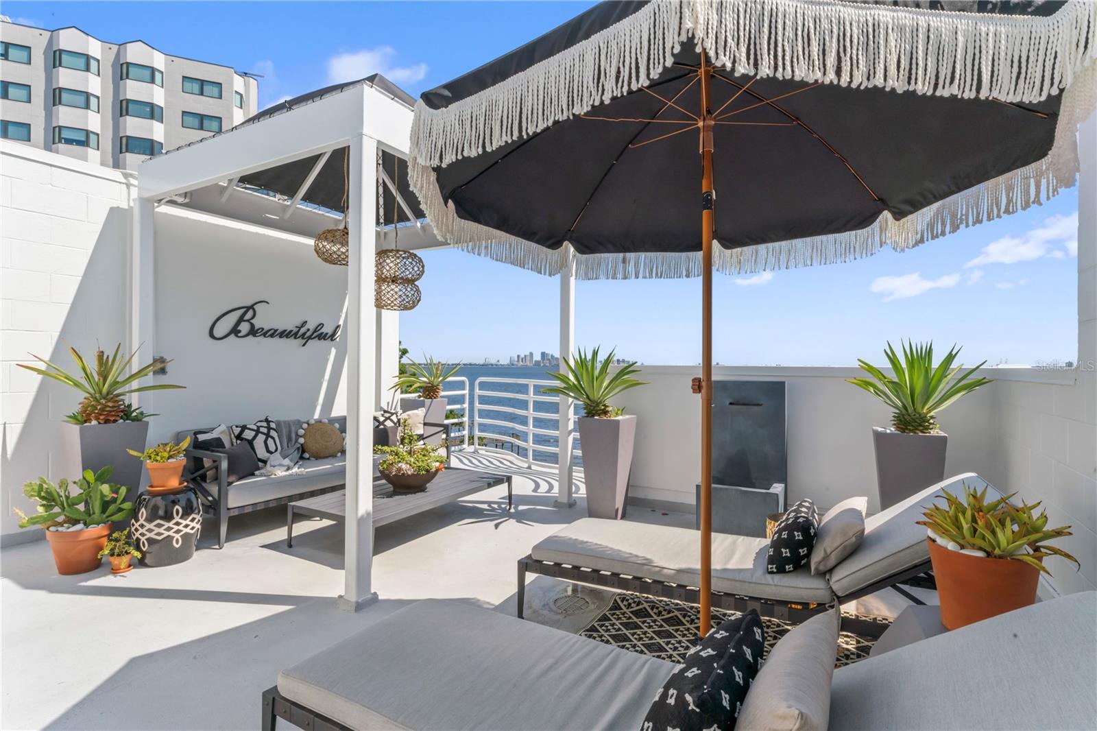 4950 BAYSHORE BLVD #27