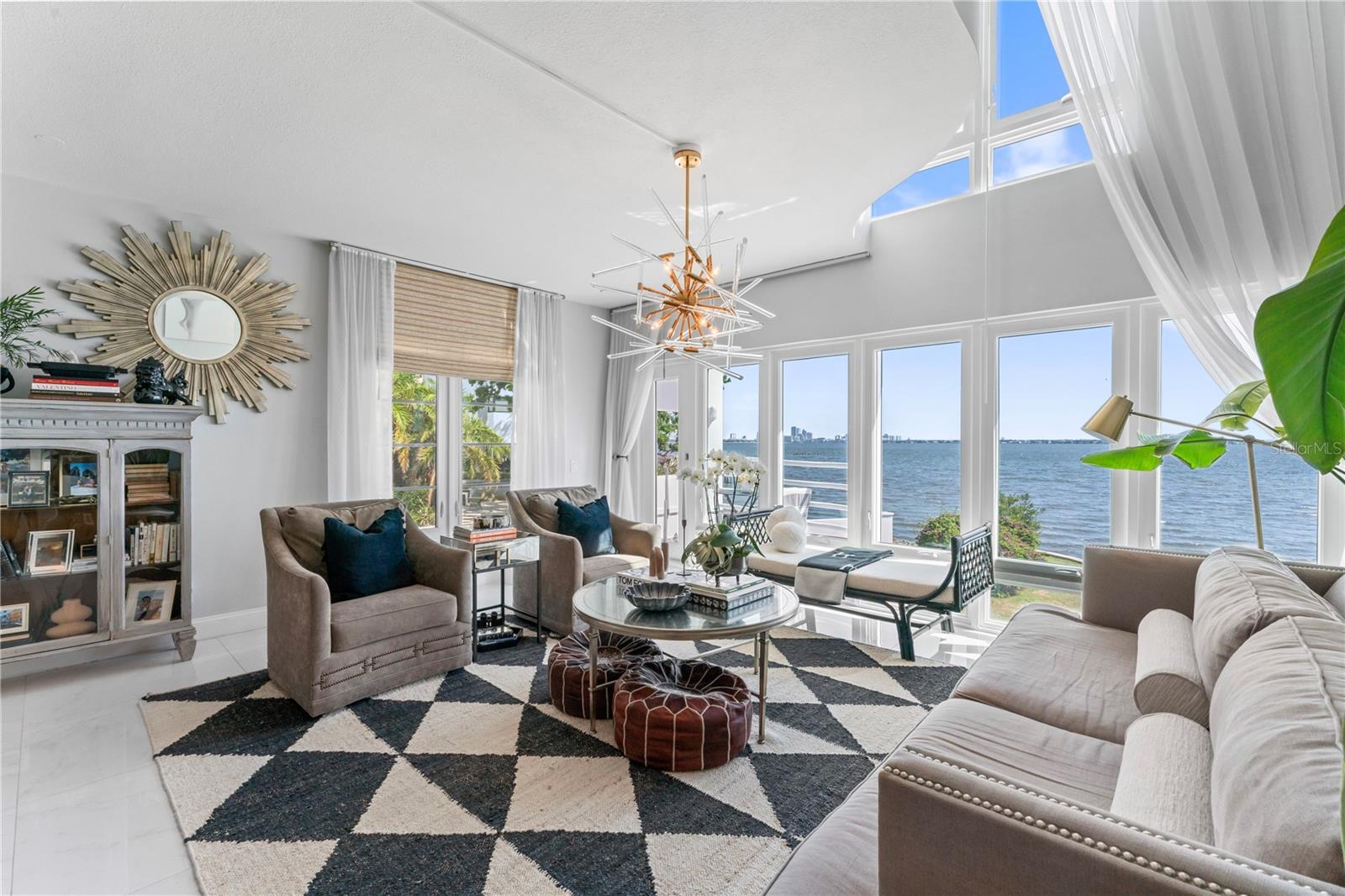 4950 BAYSHORE BLVD #27