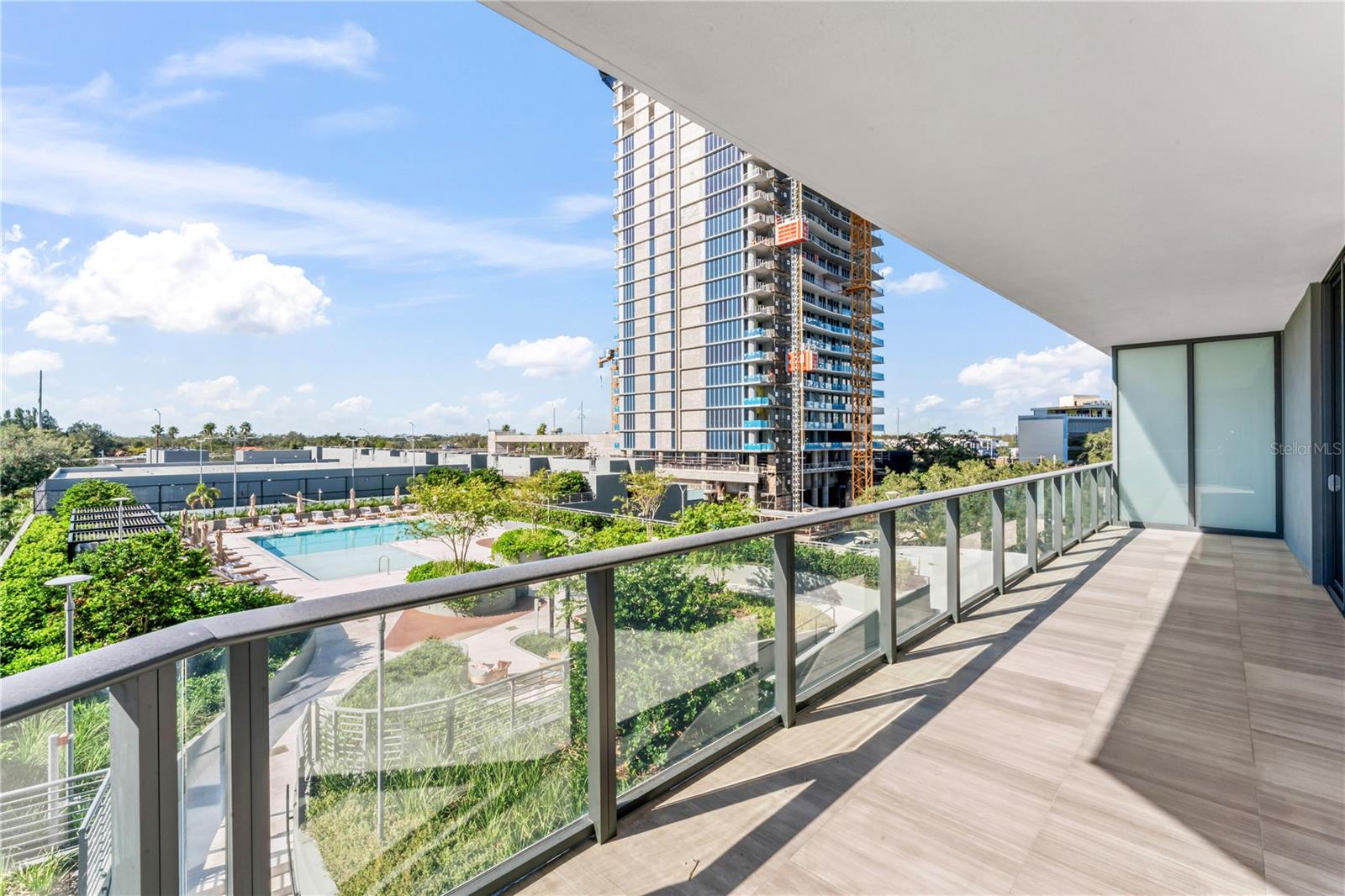 2912 W SANTIAGO ST #404