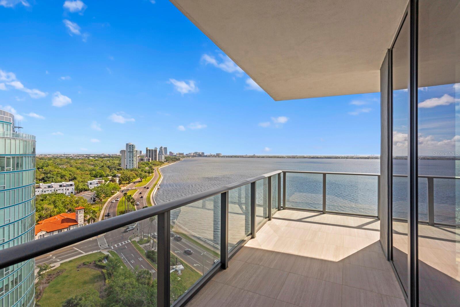 2912 SANTIAGO ST #1201