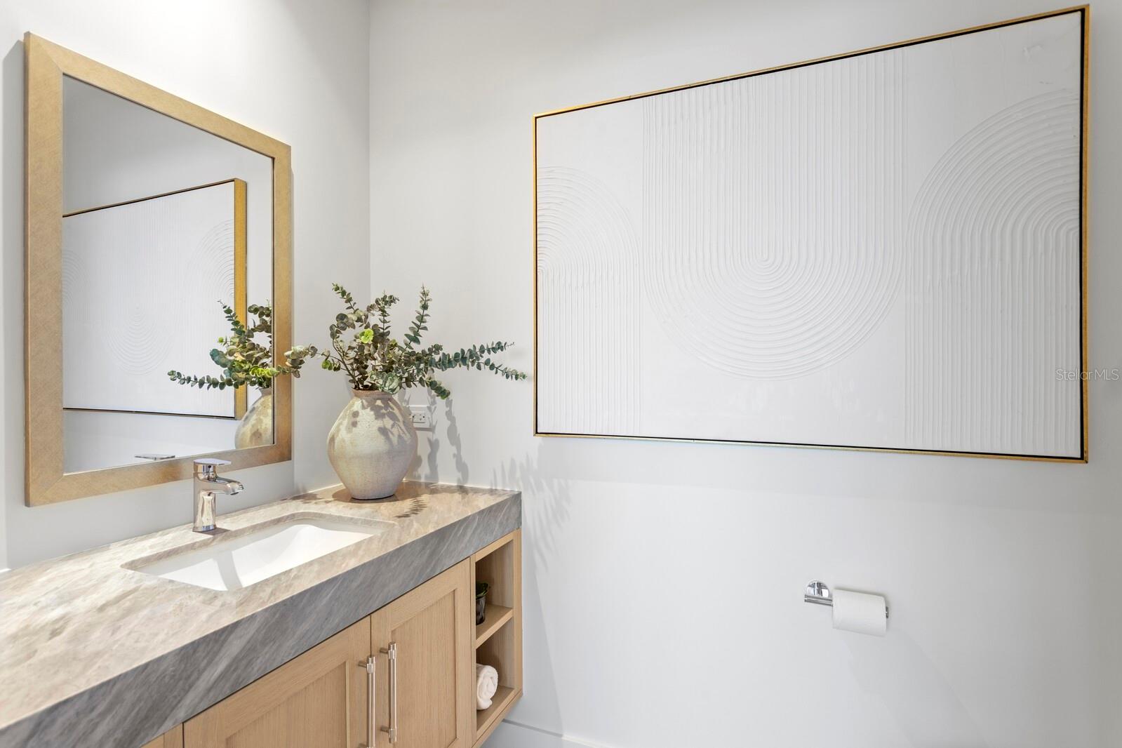 2912 SANTIAGO ST #1201