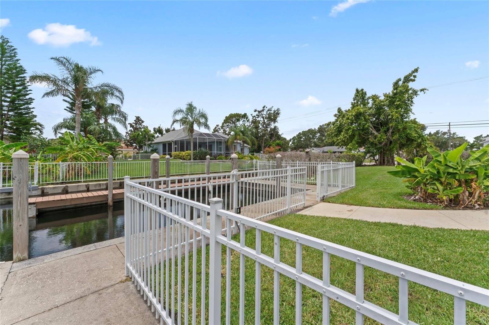 4306 BARRACUDA DR