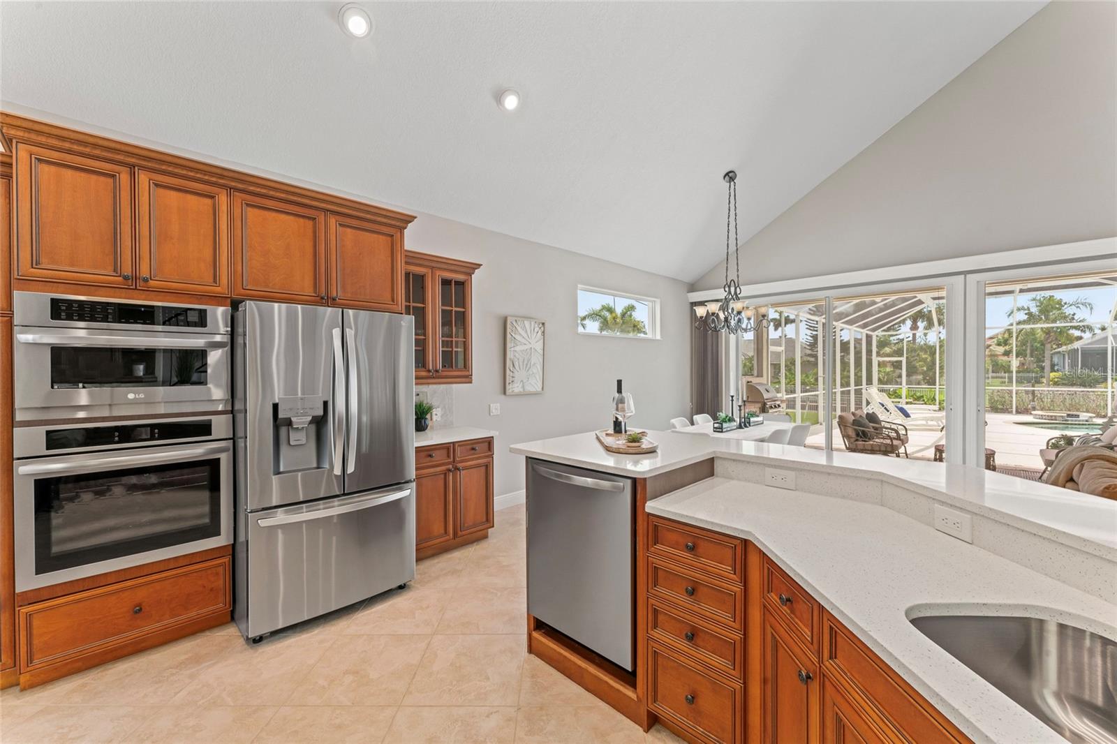 4306 BARRACUDA DR