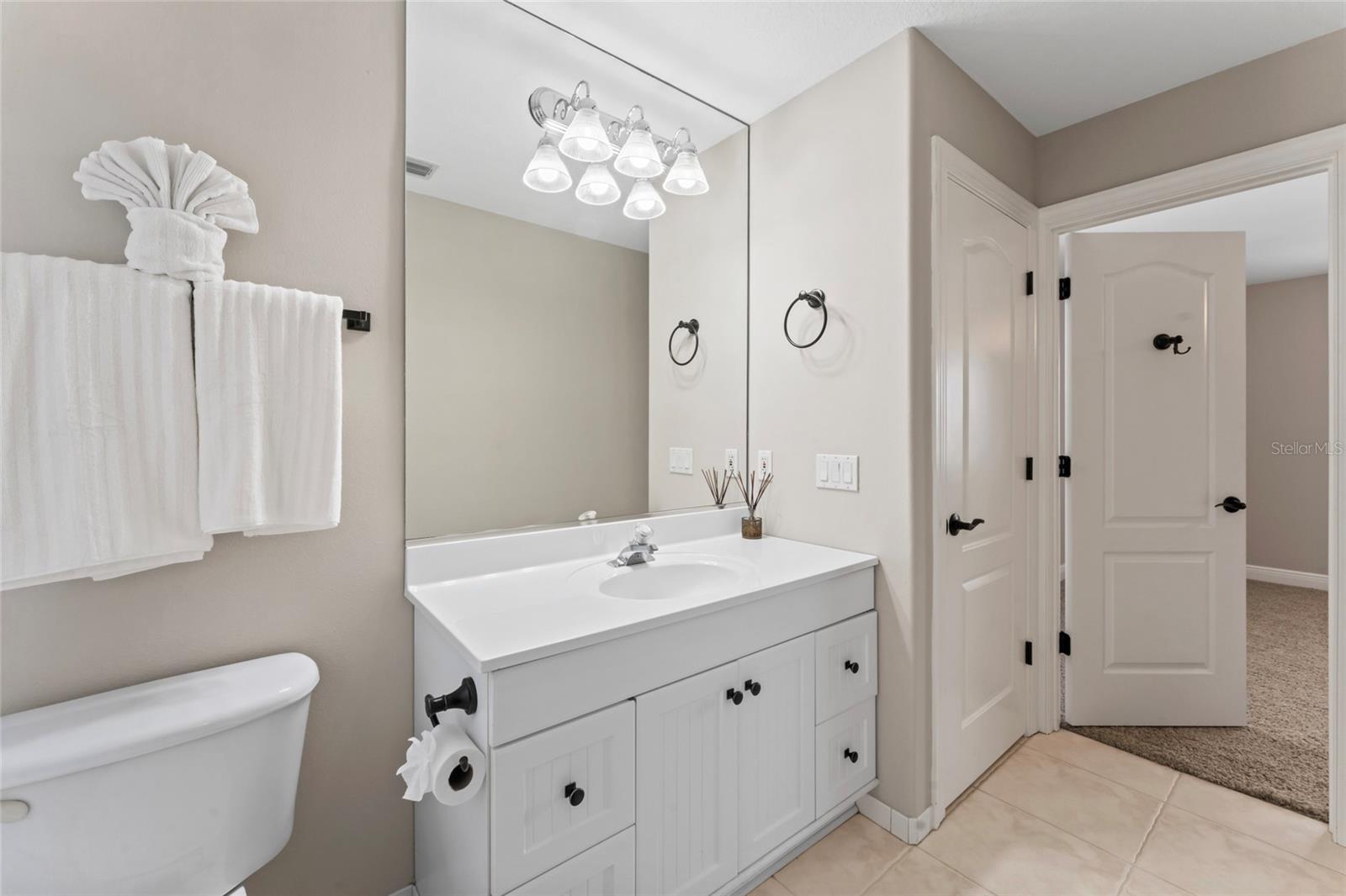 4306 BARRACUDA DR
