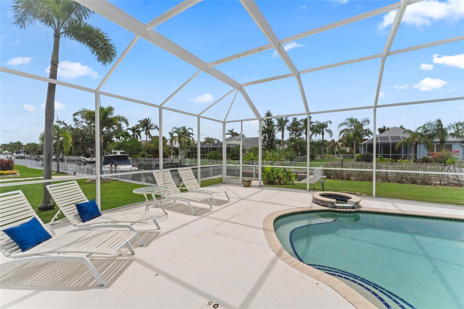 4306 BARRACUDA DR