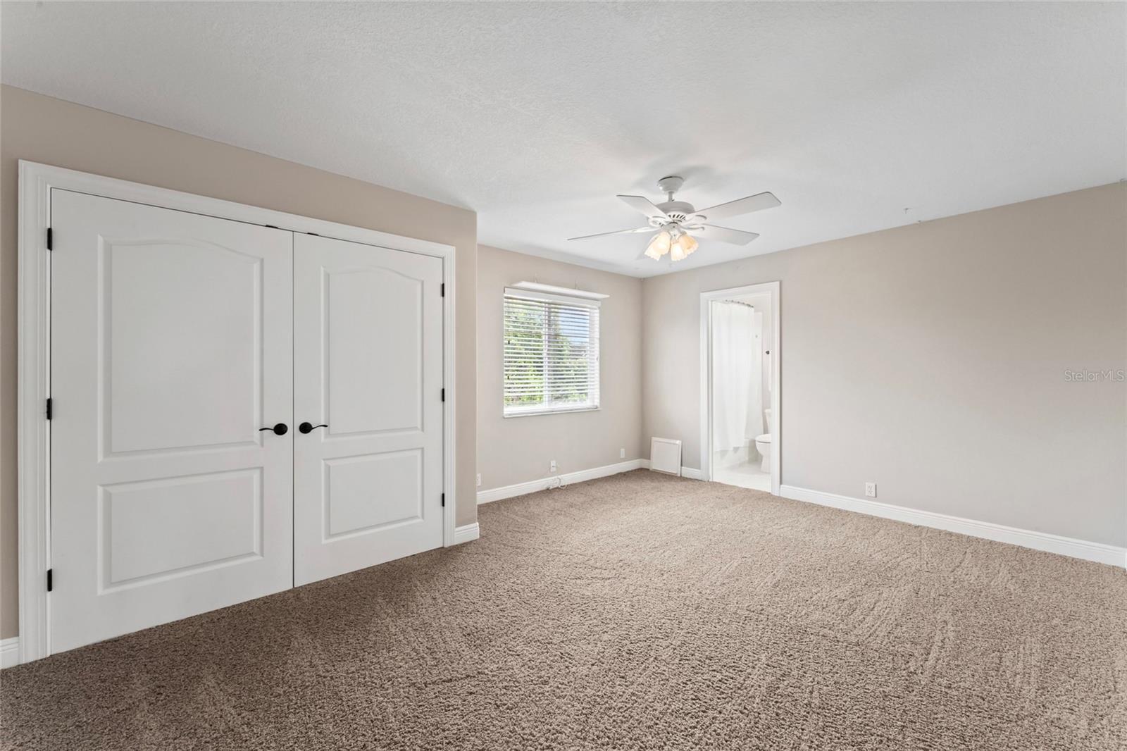 4306 BARRACUDA DR