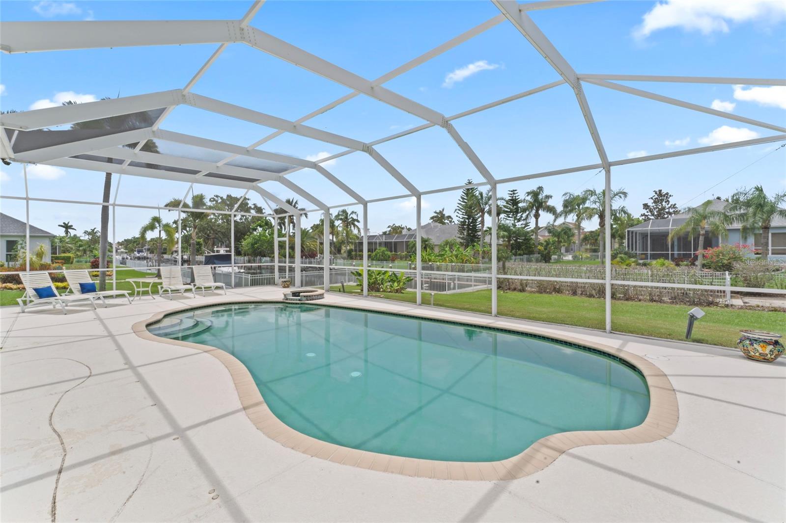 4306 BARRACUDA DR