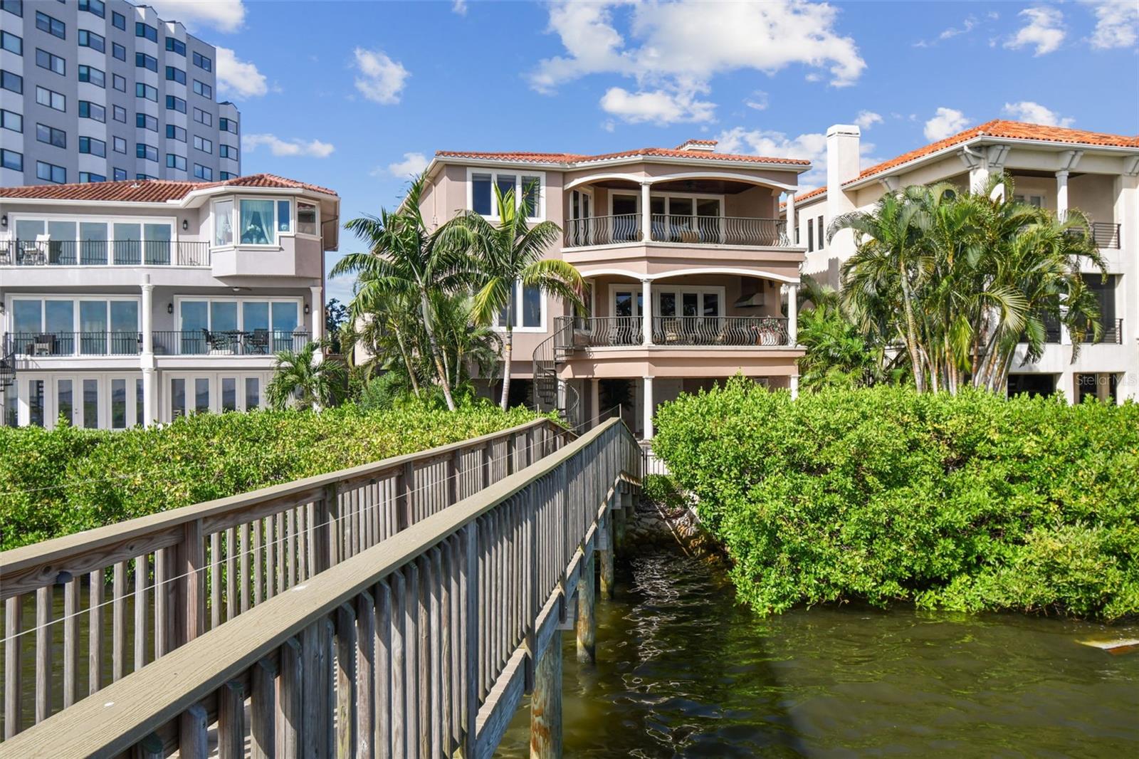 2802 BAYPOINTE CIR