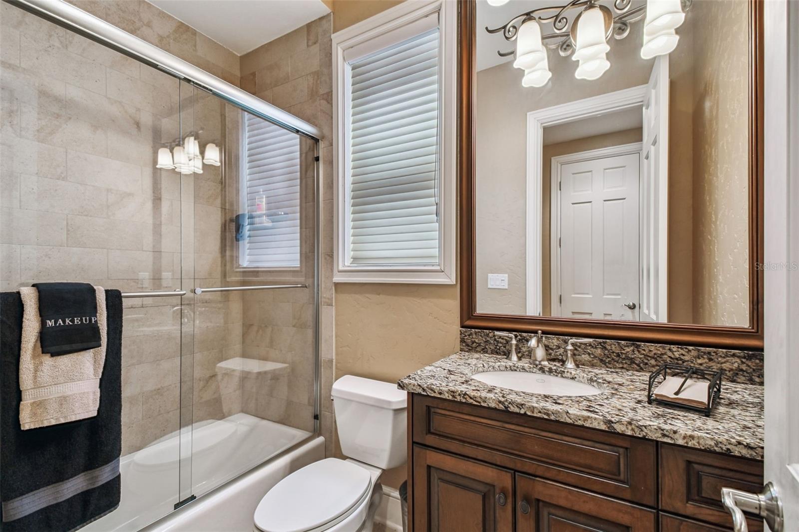 2802 BAYPOINTE CIR