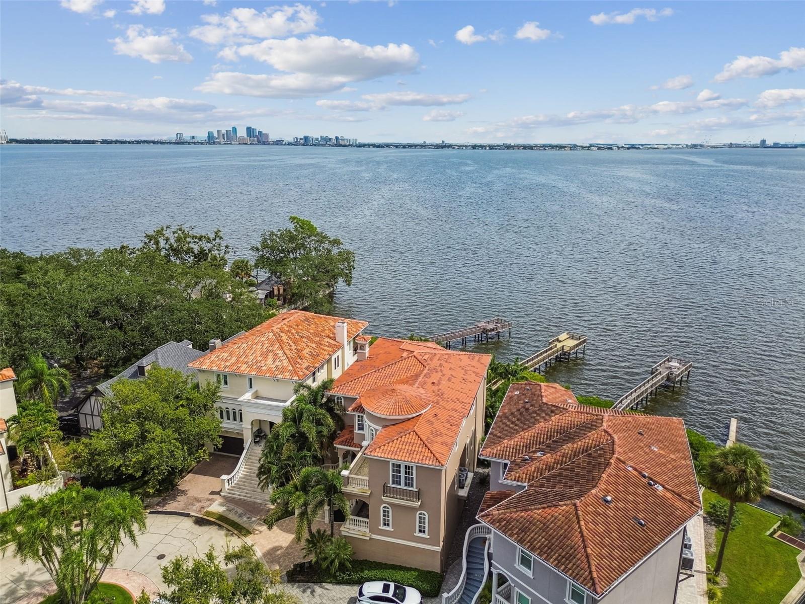 2802 BAYPOINTE CIR