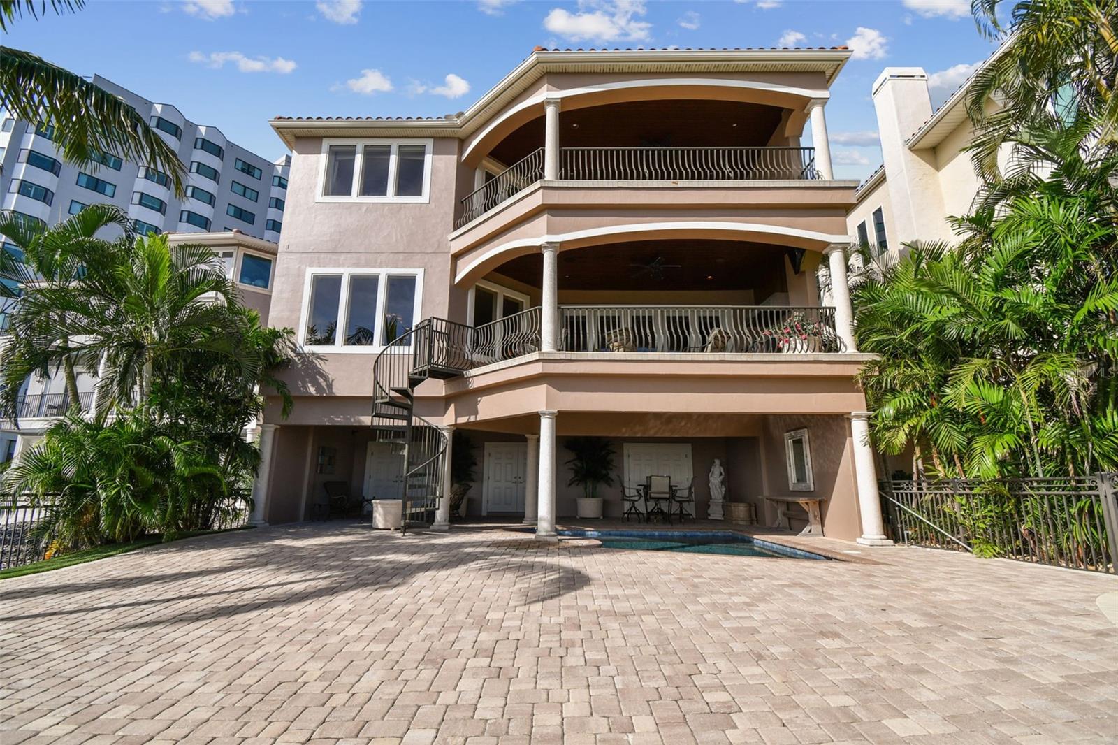 2802 BAYPOINTE CIR