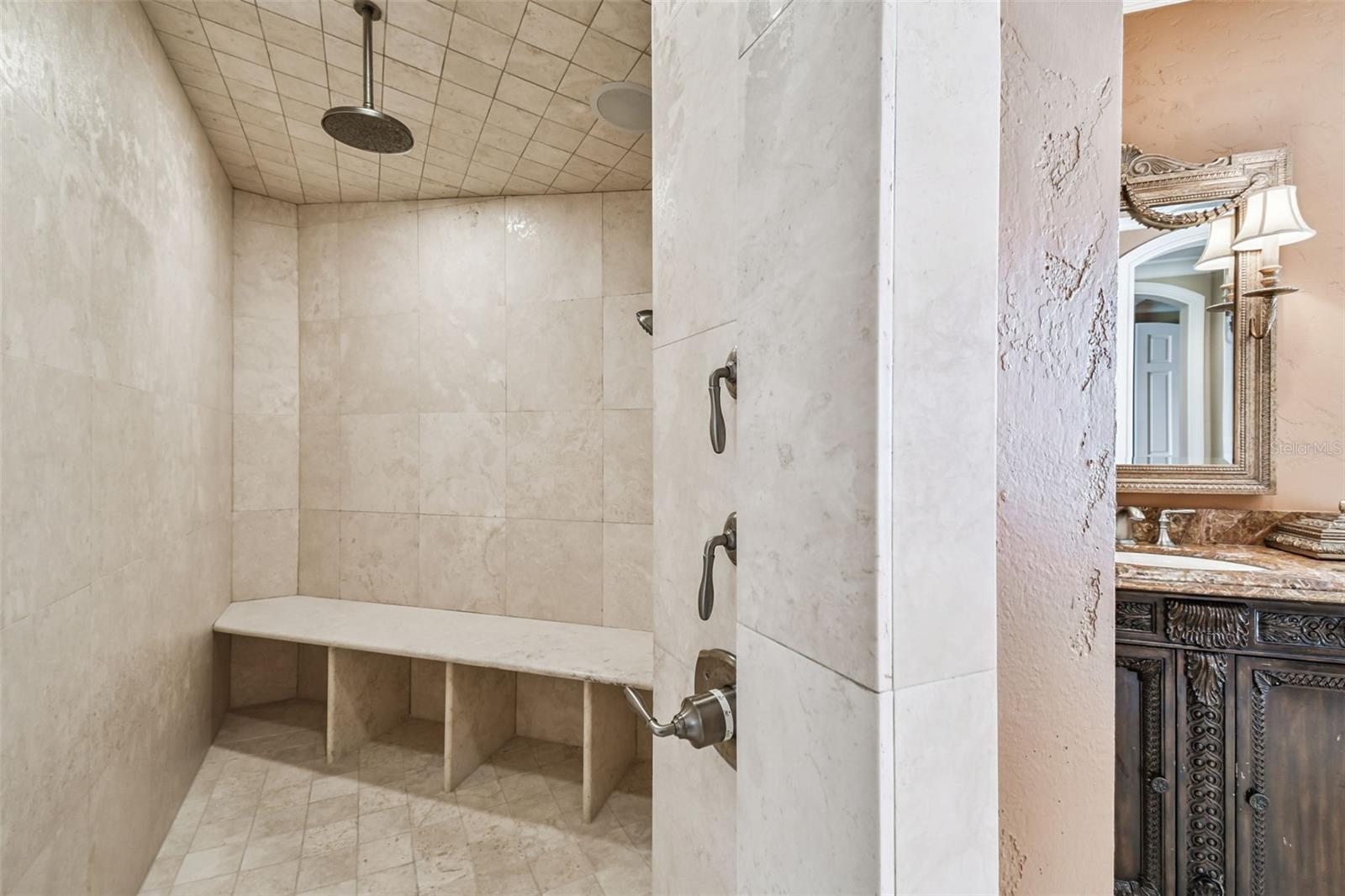 2802 BAYPOINTE CIR