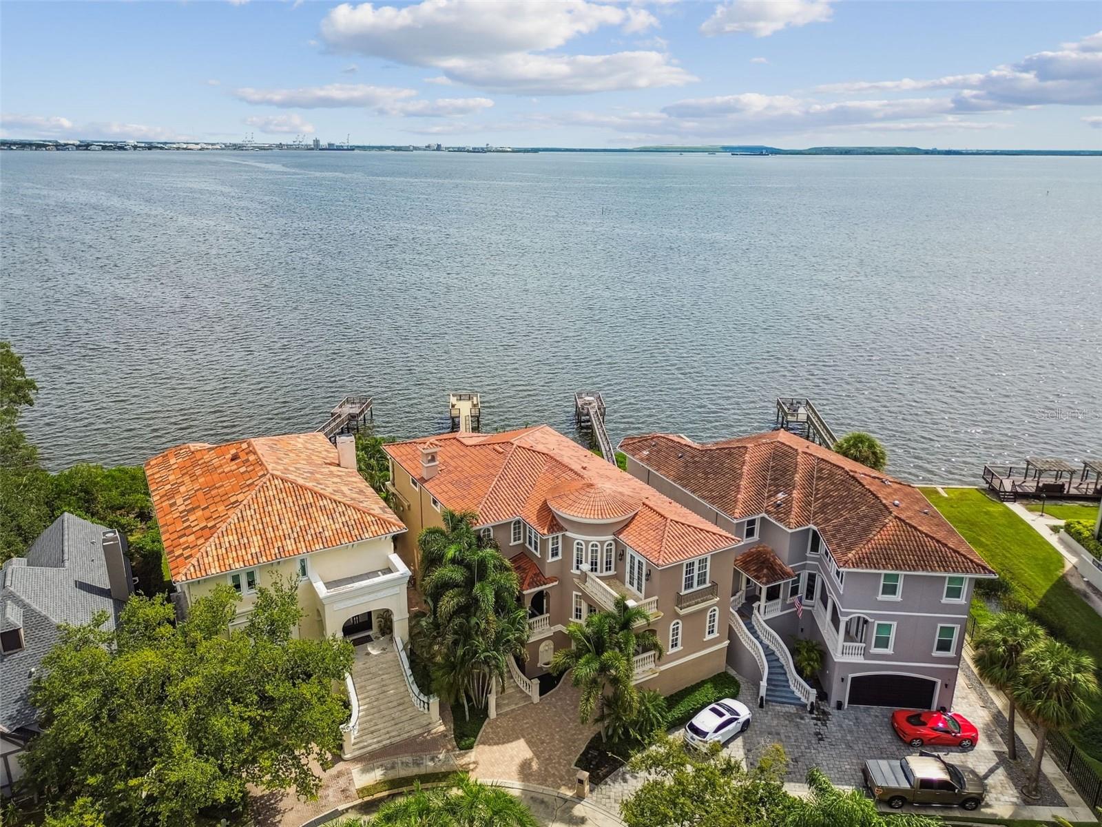 2802 BAYPOINTE CIR