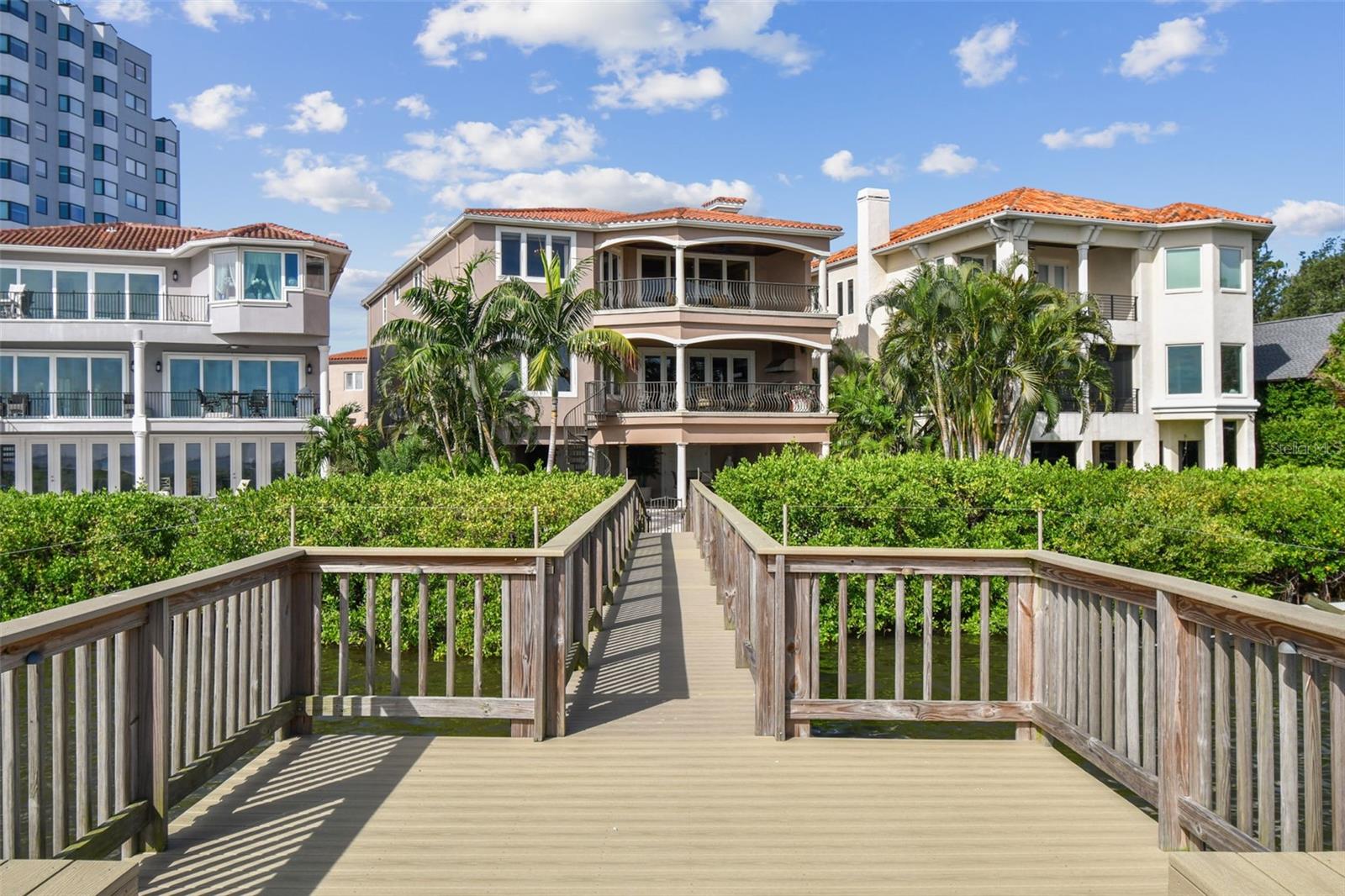 2802 BAYPOINTE CIR