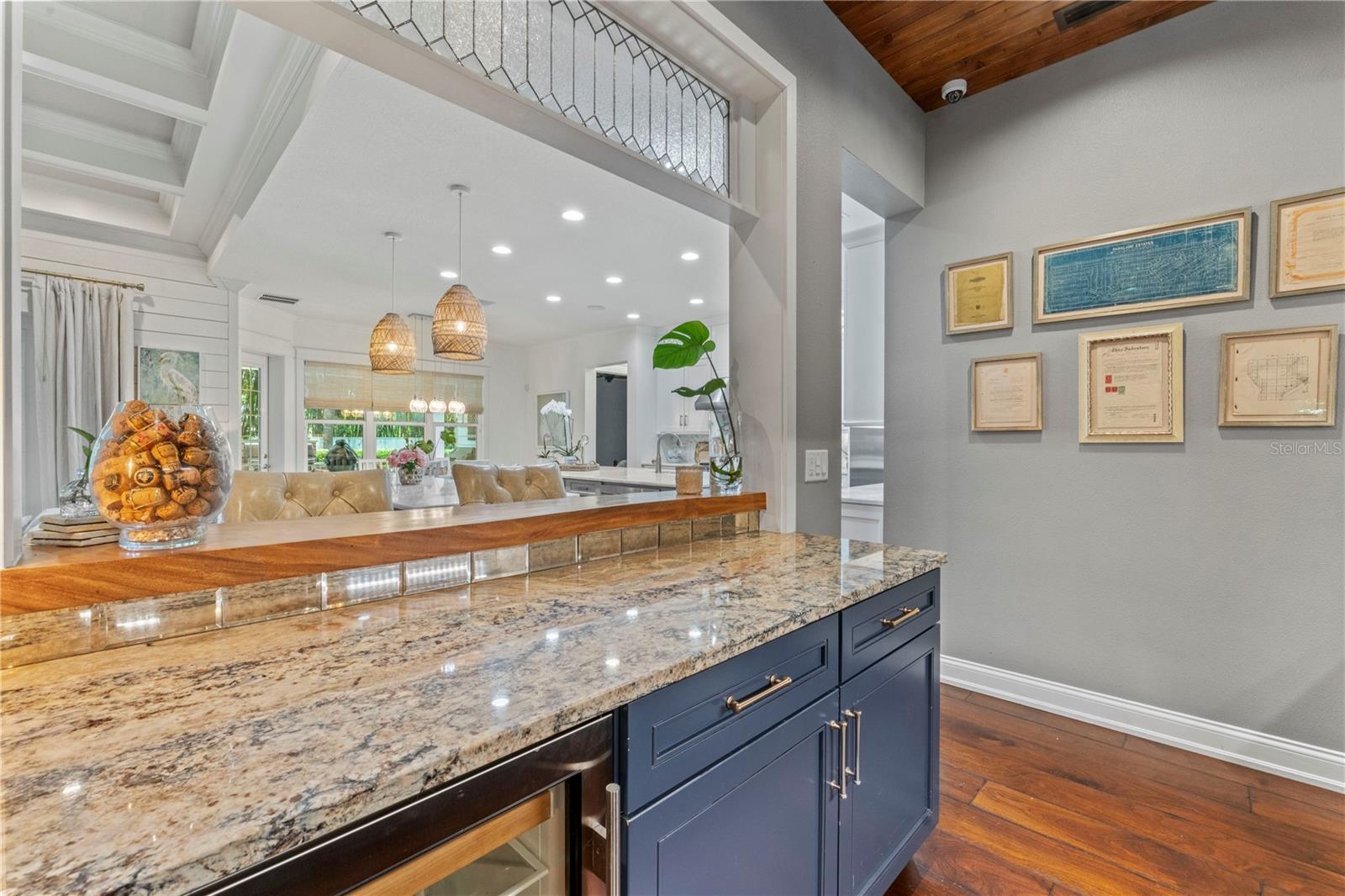 3207 W MORRISON AVE