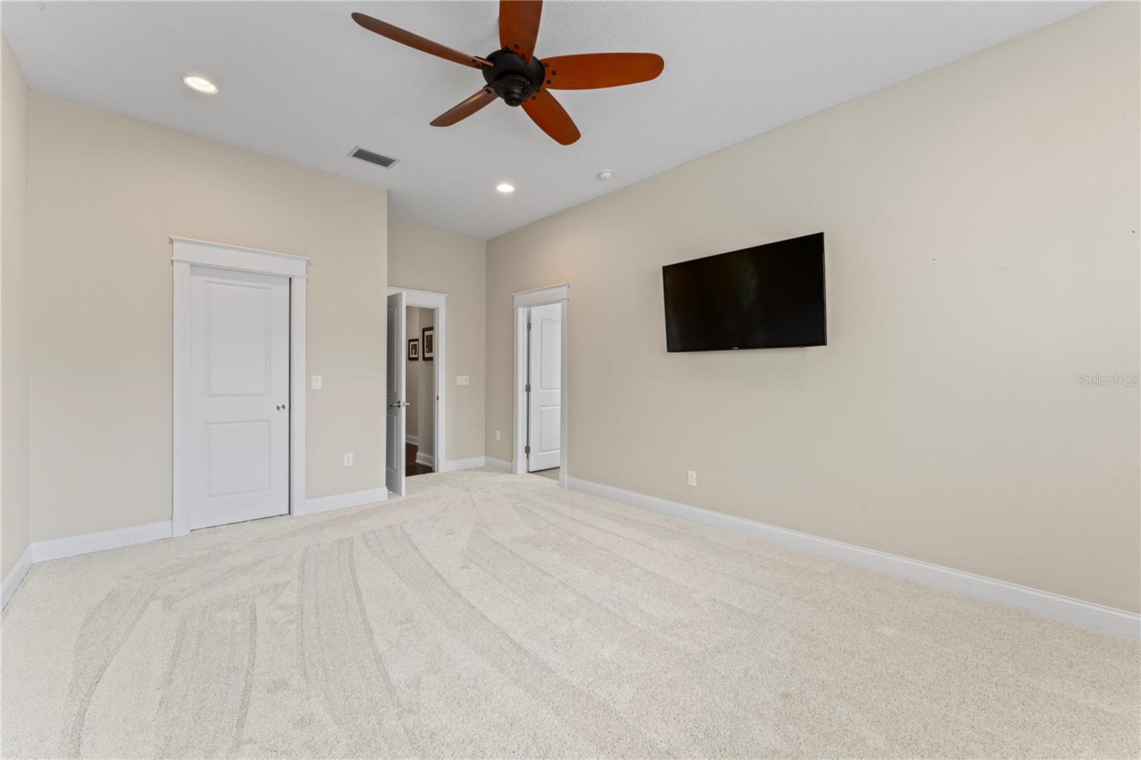 3207 W MORRISON AVE