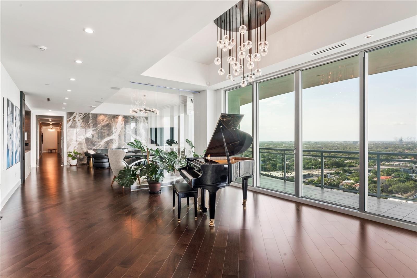 3401 BAYSHORE BLVD #2500
