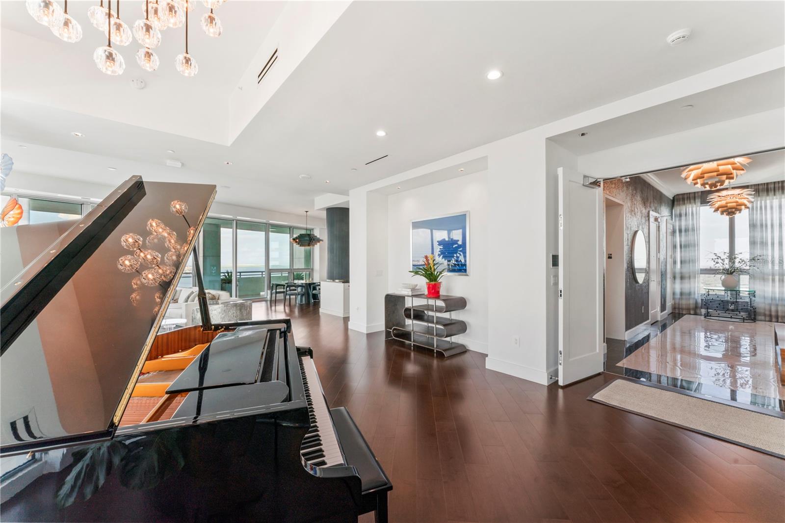 3401 BAYSHORE BLVD #2500