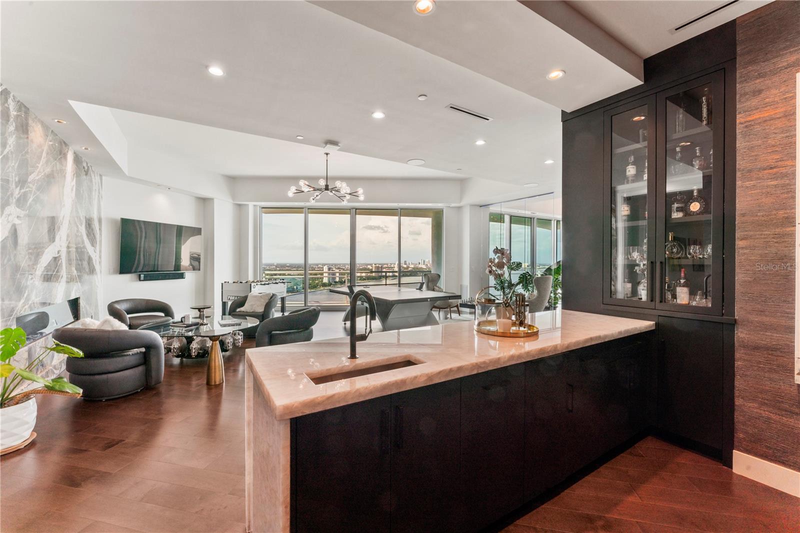 3401 BAYSHORE BLVD #2500