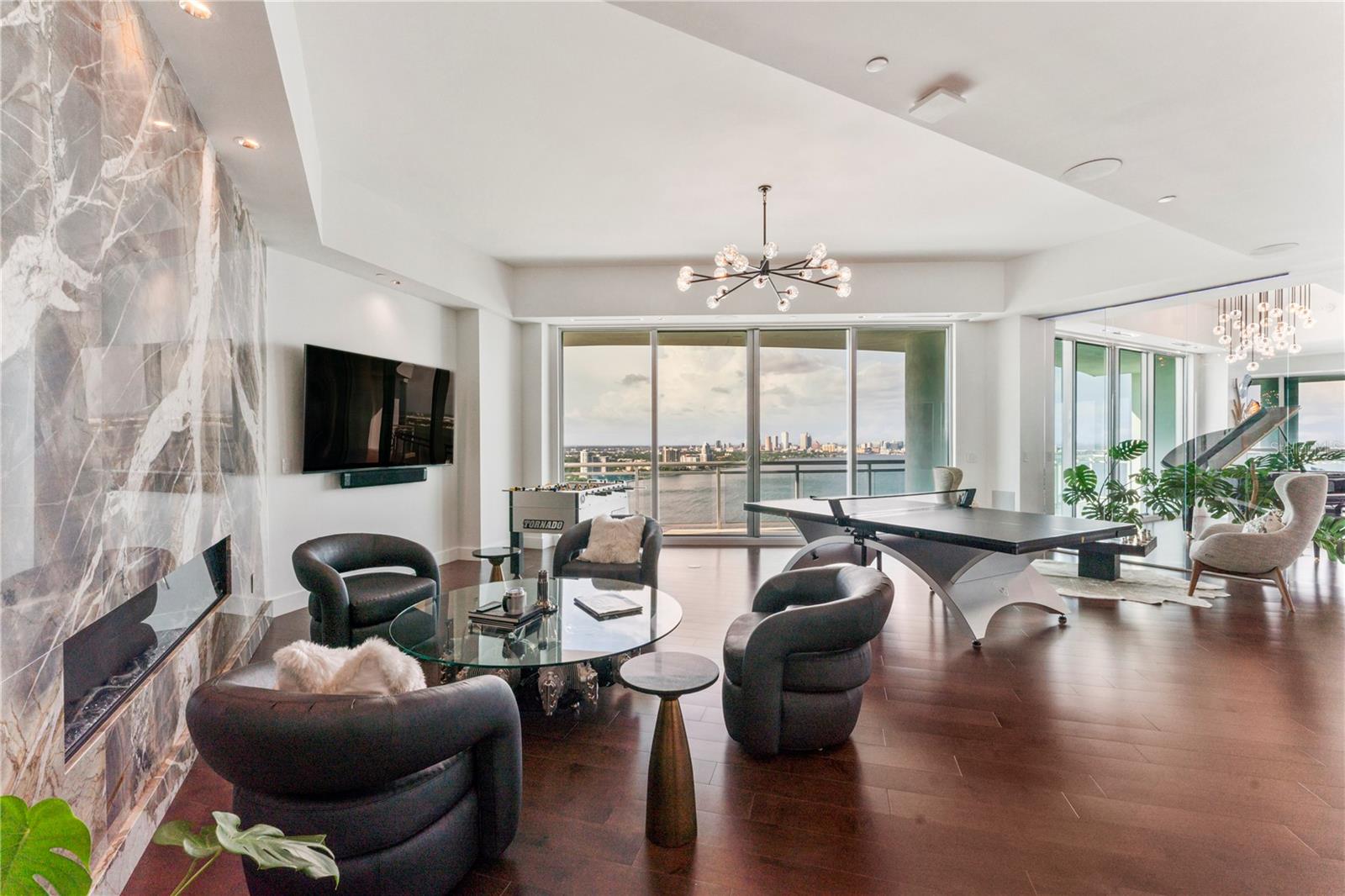 3401 BAYSHORE BLVD #2500
