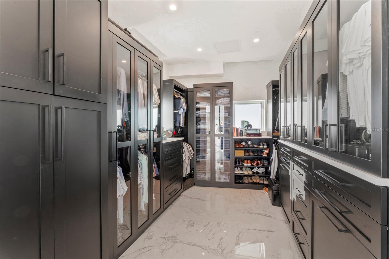 3401 BAYSHORE BLVD #2500