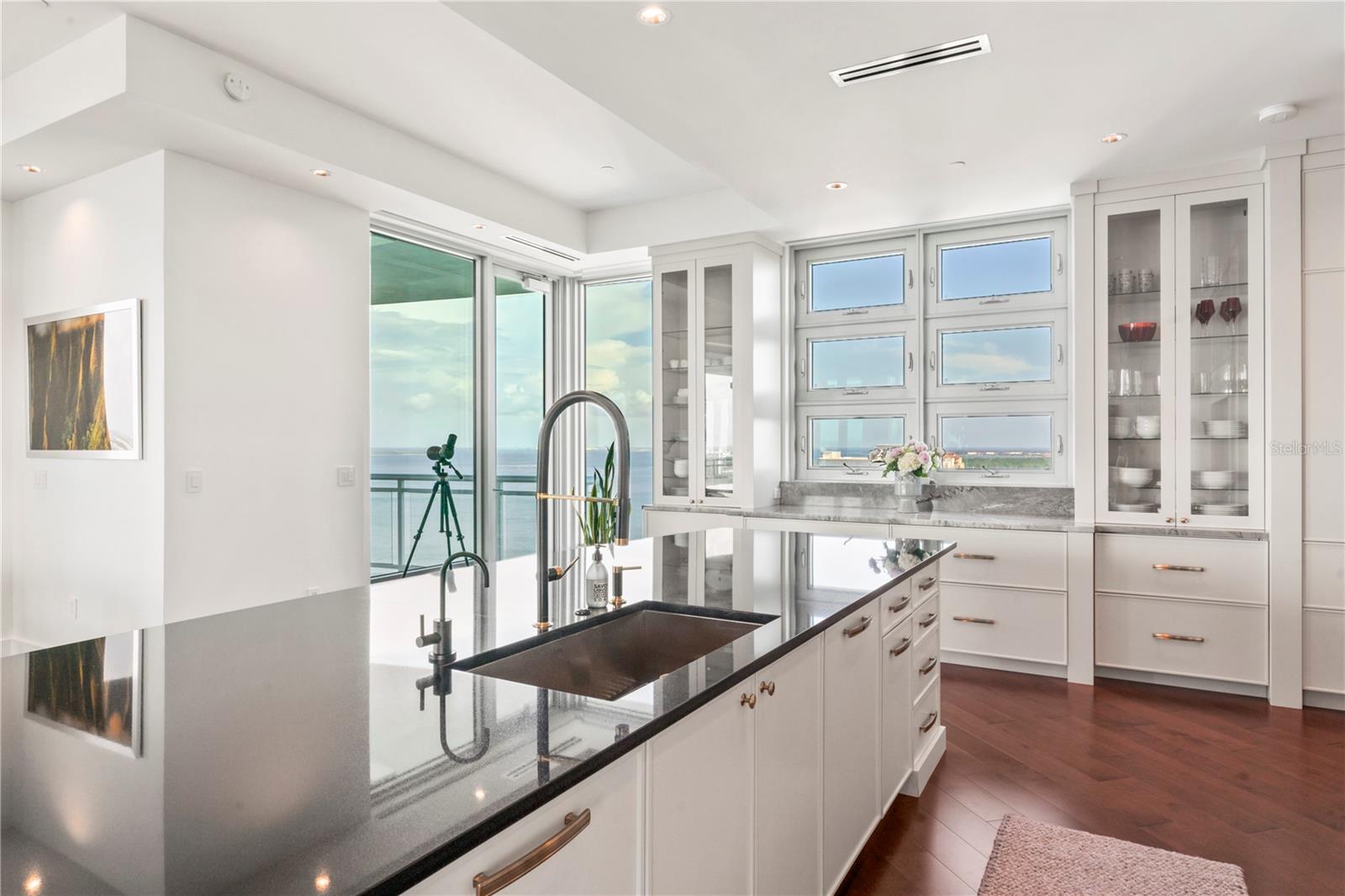 3401 BAYSHORE BLVD #2500