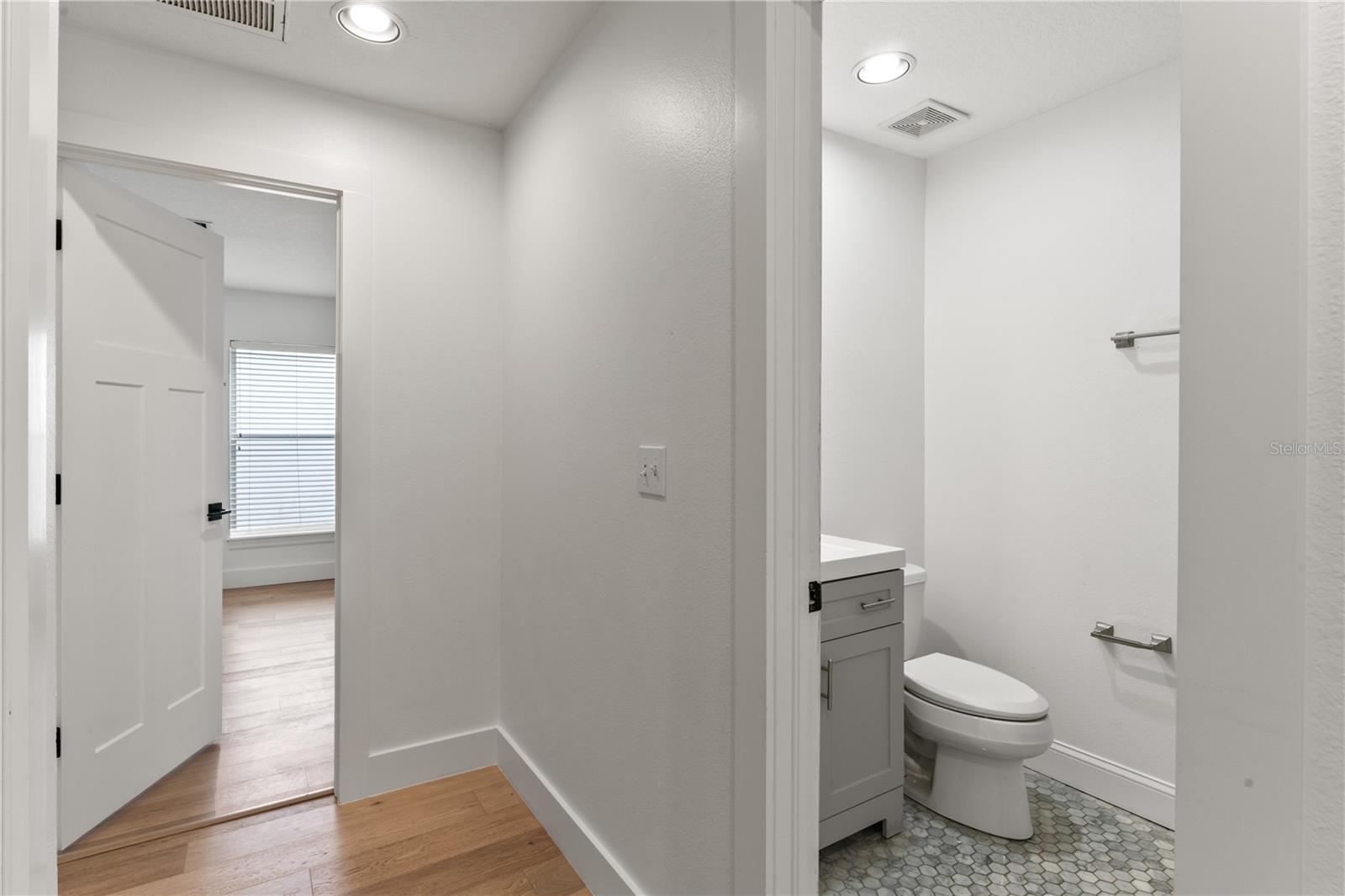 407 S WESTLAND AVE #4