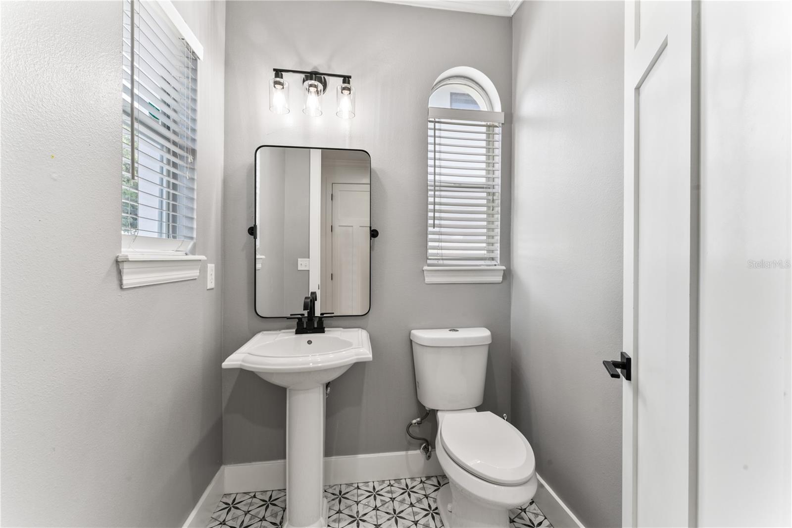 407 S WESTLAND AVE #4