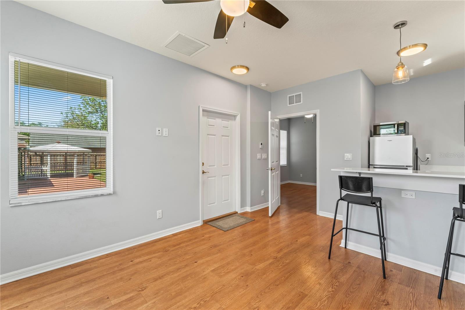 4011 W EL PRADO BLVD