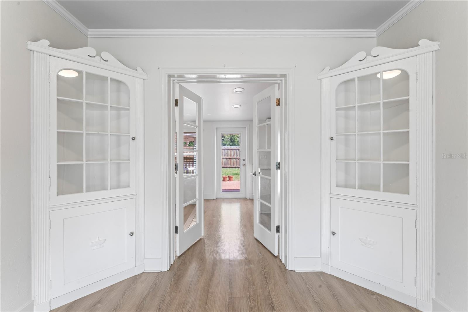 4011 W EL PRADO BLVD