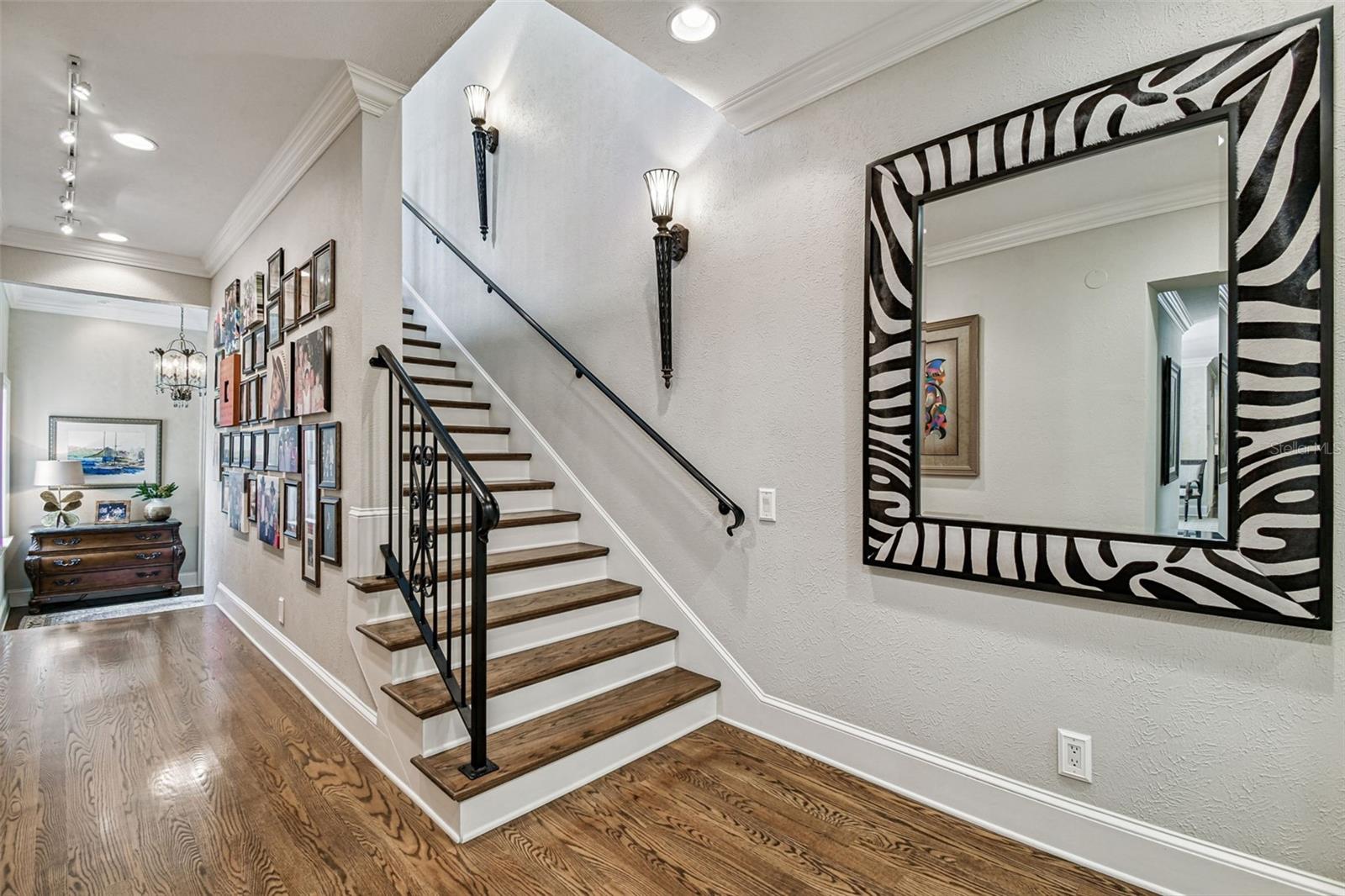 2807 W PARKLAND BLVD