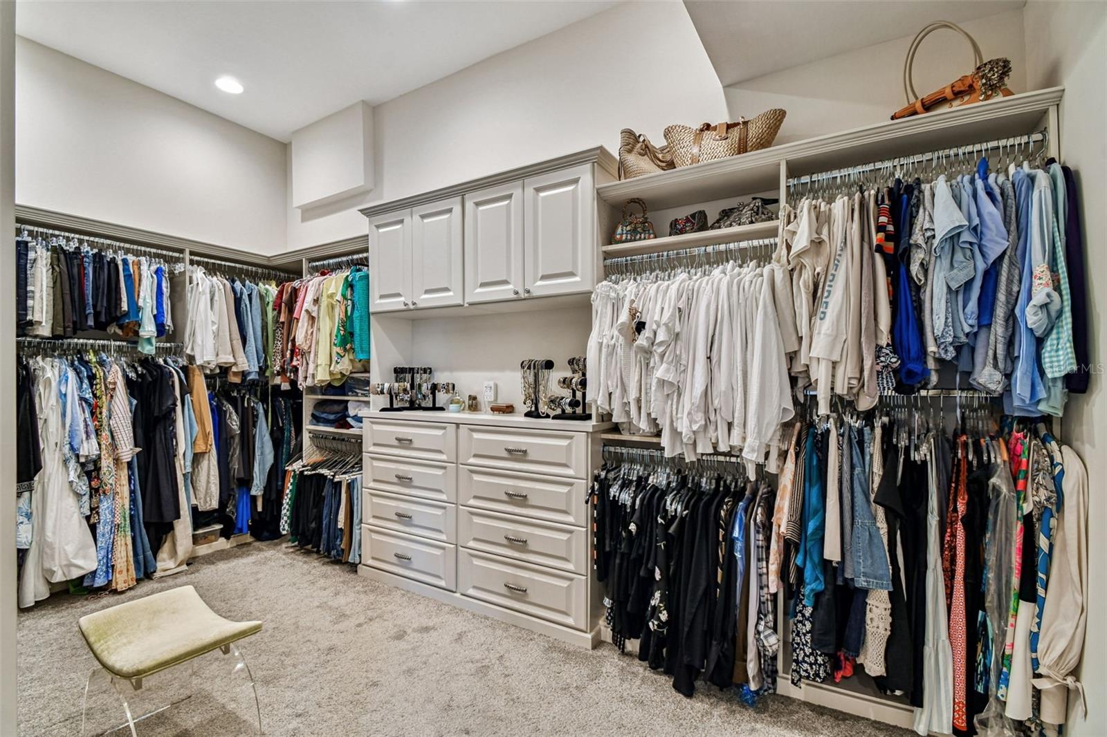 2807 W PARKLAND BLVD