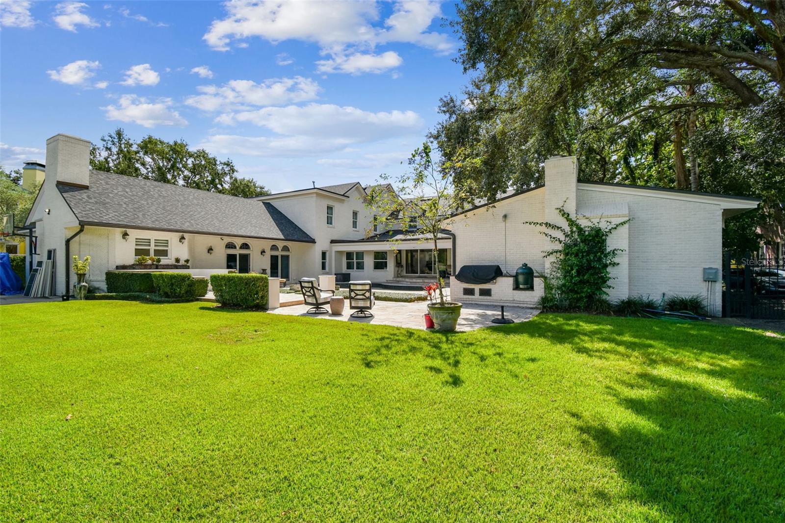 2807 W PARKLAND BLVD