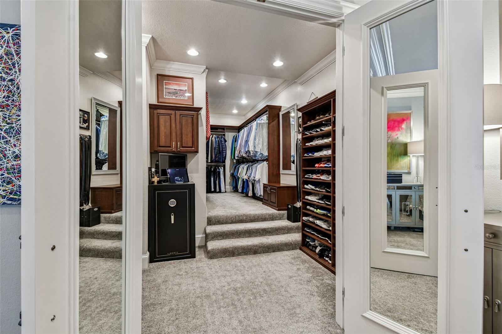 2807 W PARKLAND BLVD