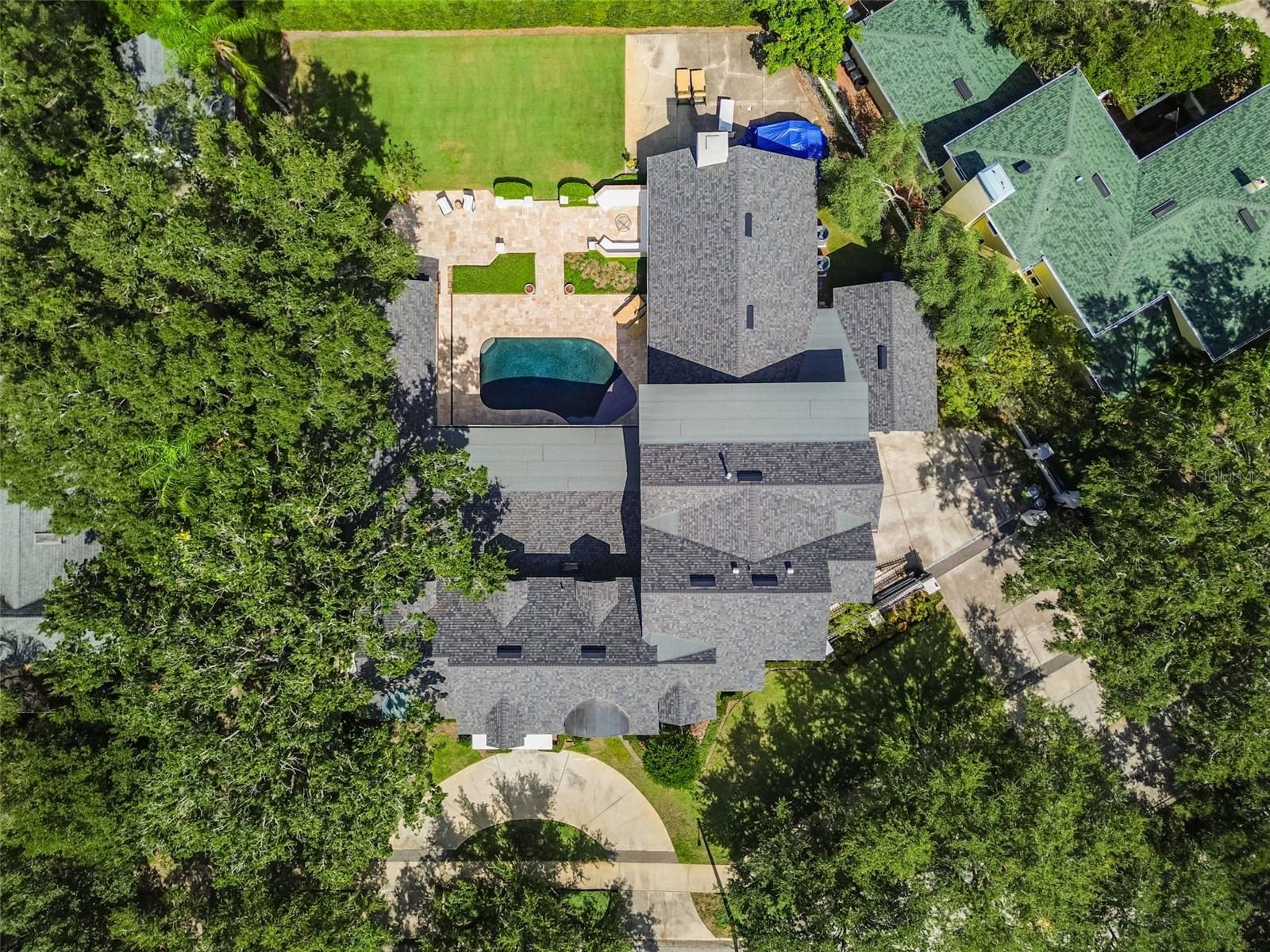 2807 W PARKLAND BLVD