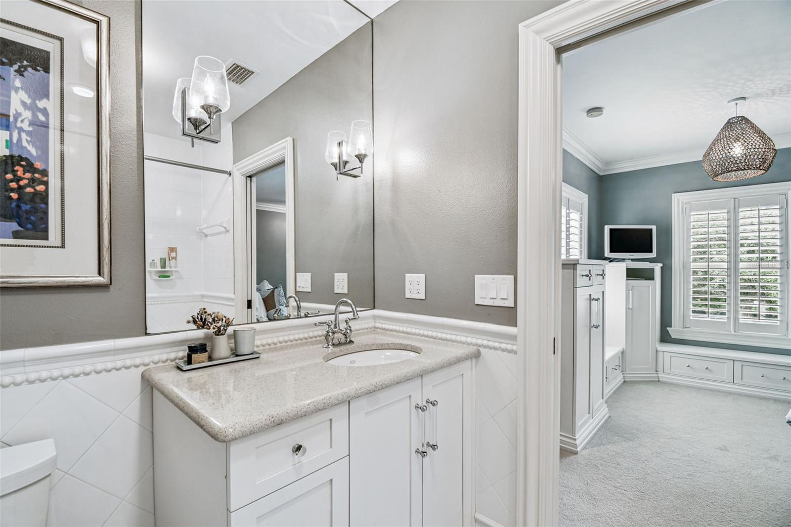 2807 W PARKLAND BLVD