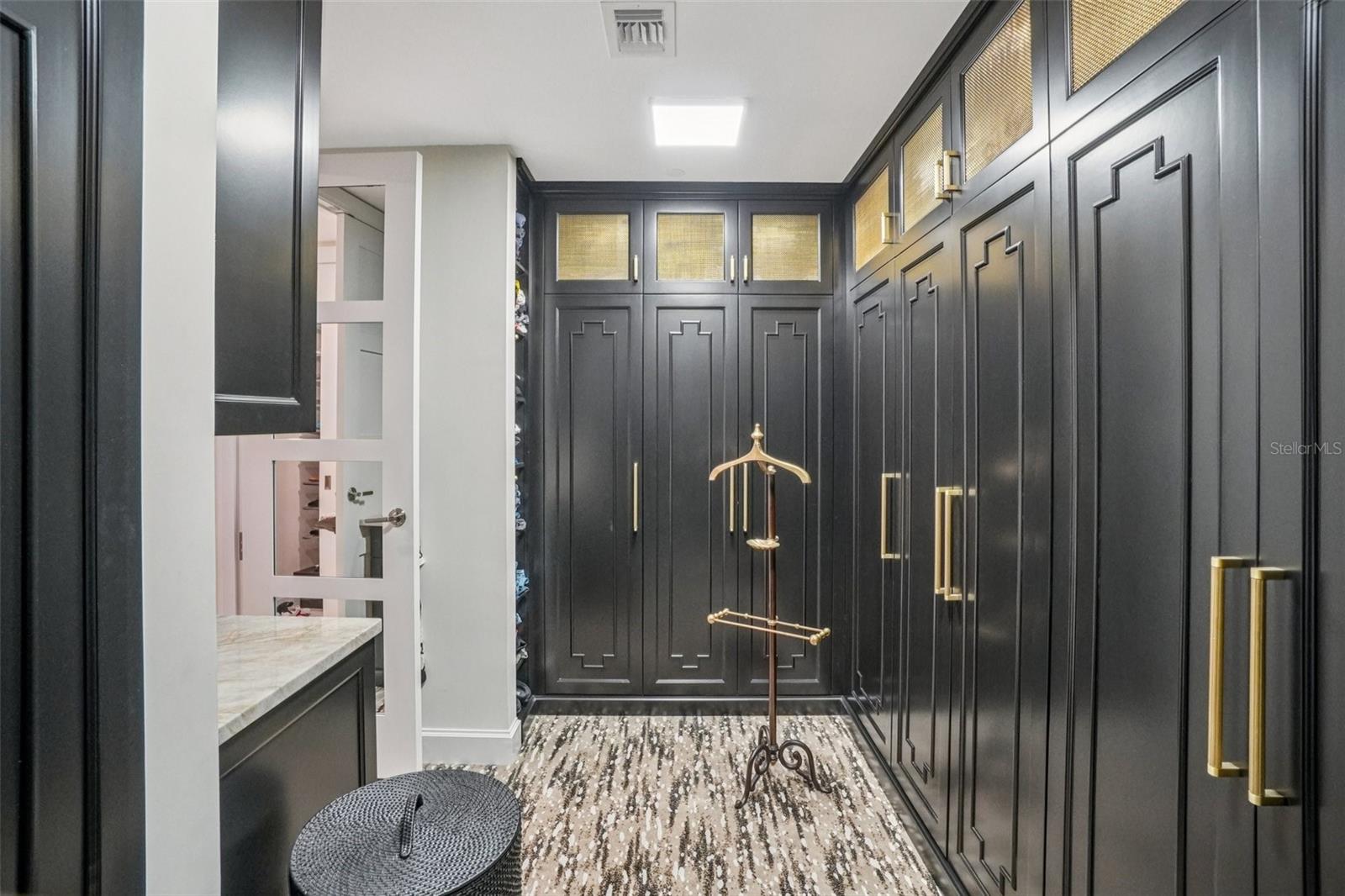 3401 BAYSHORE BLVD #1704