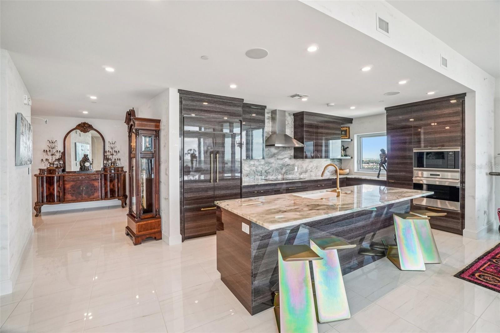 3401 BAYSHORE BLVD #1704