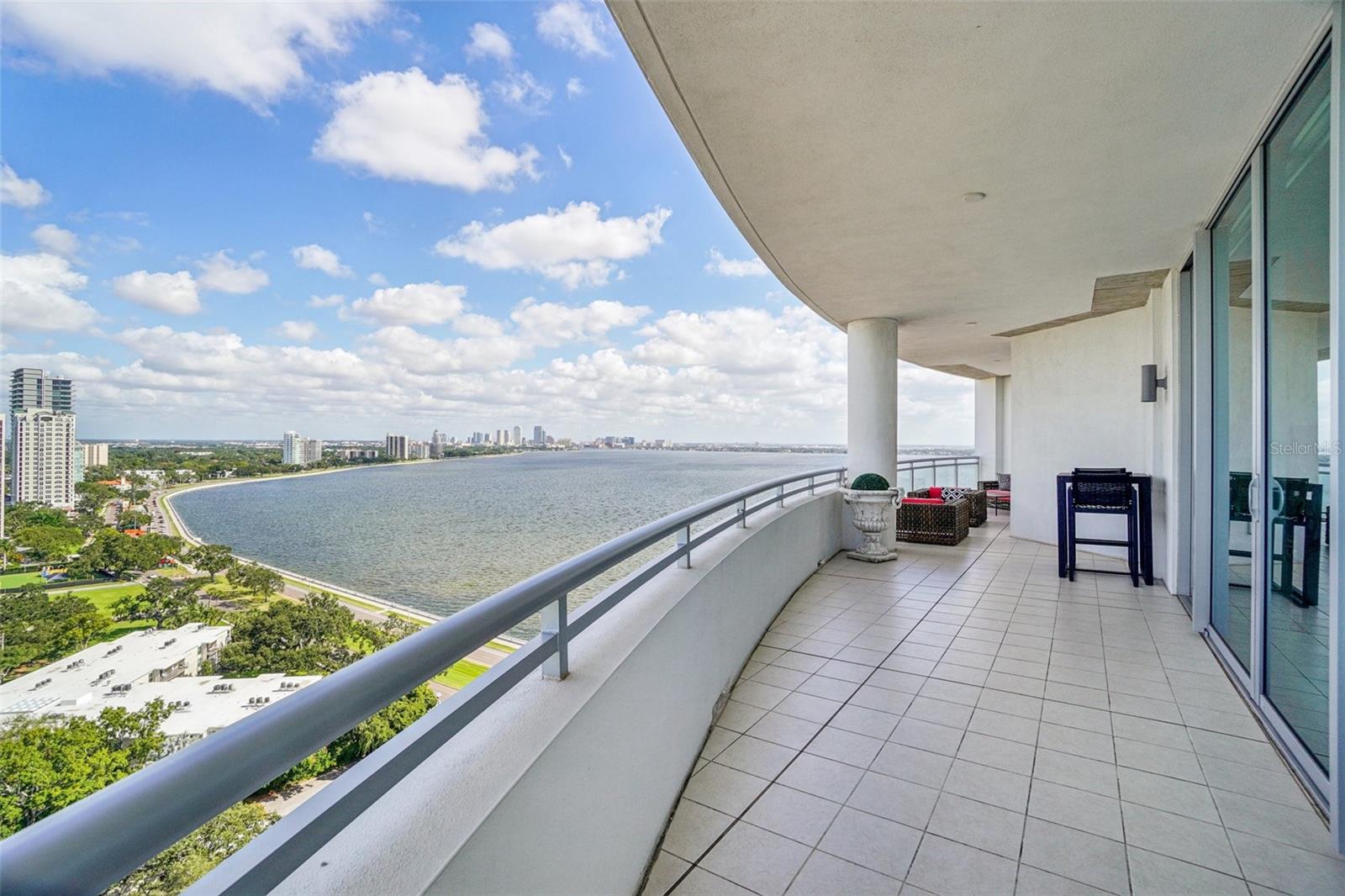 3401 BAYSHORE BLVD #1704